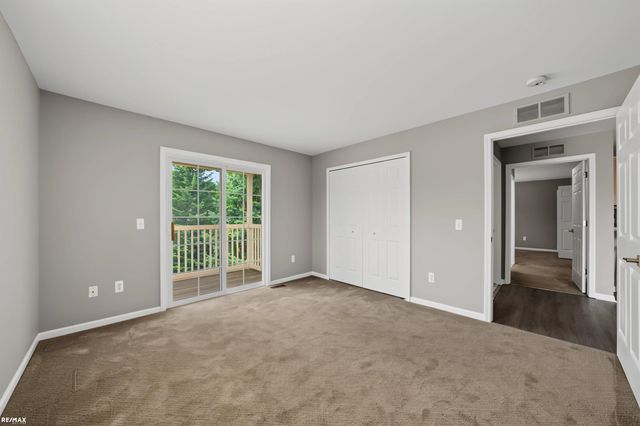 5537 Acorn Lane, Sterling Heights, MI 48314