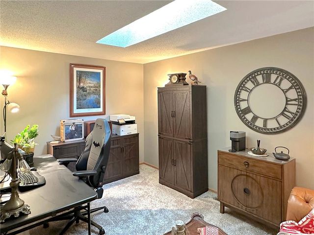 2352 Oakridge Circle, Hudson, WI 54016