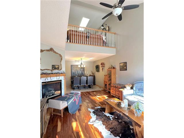 2352 Oakridge Circle, Hudson, WI 54016
