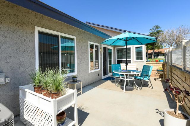 42308 Village 42, Camarillo, CA 93012