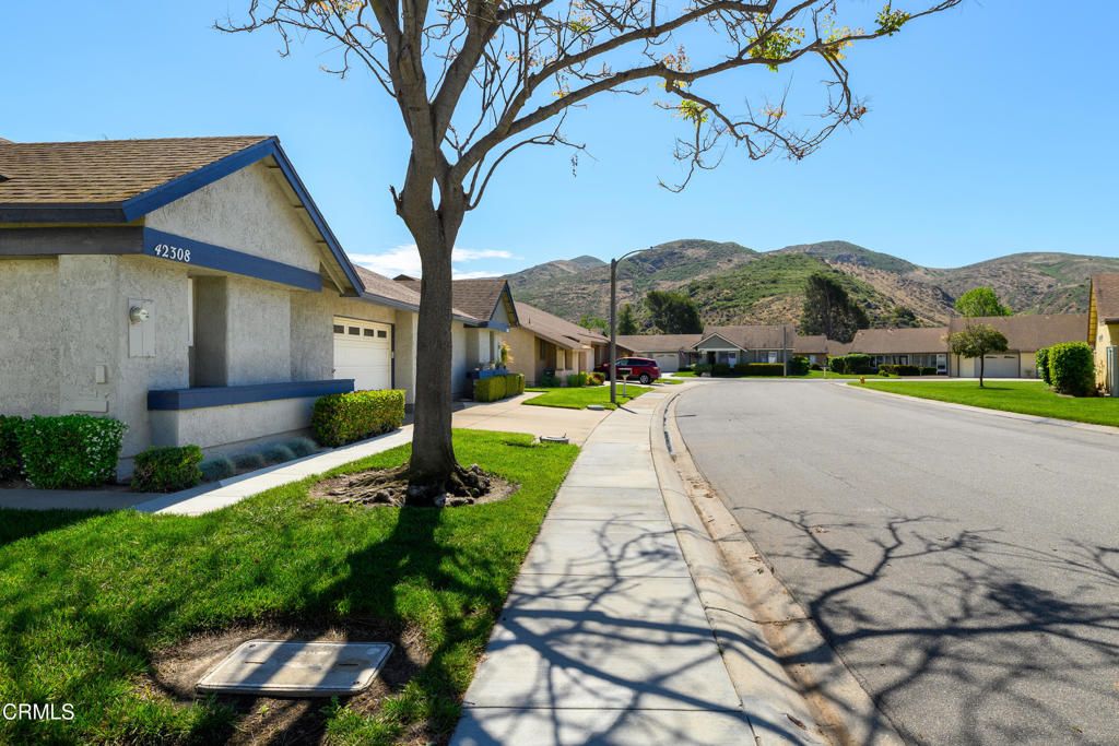 42308 Village 42, Camarillo, CA 93012