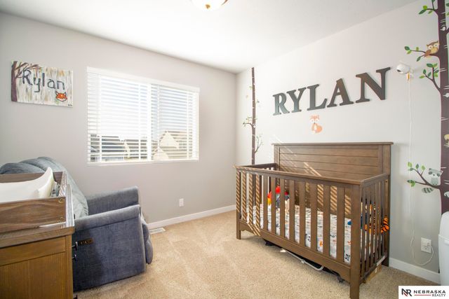 21212 Madison Street, Elkhorn, NE 68022