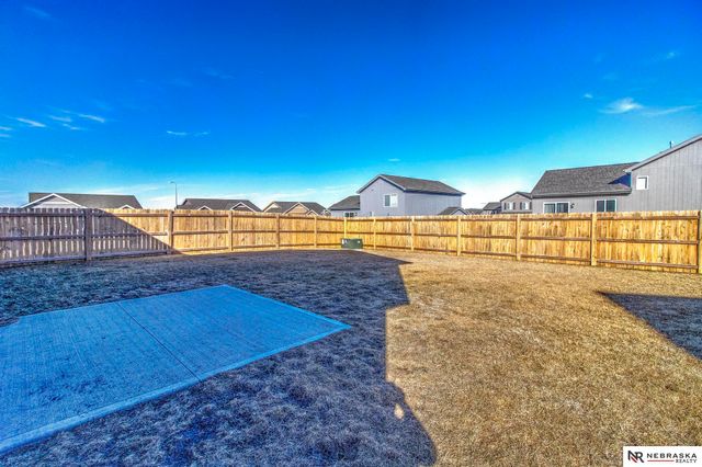 21212 Madison Street, Elkhorn, NE 68022