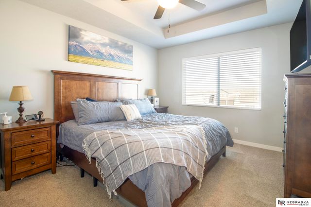 21212 Madison Street, Elkhorn, NE 68022