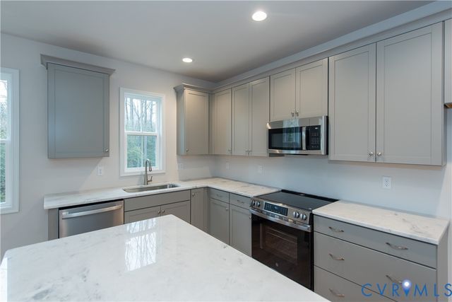 8451 Villetta Pointe Ln, Mechanicsville, VA 23116