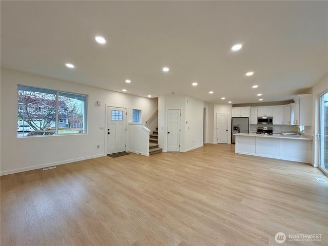 8524 198th Street E, Spanaway, WA 98387