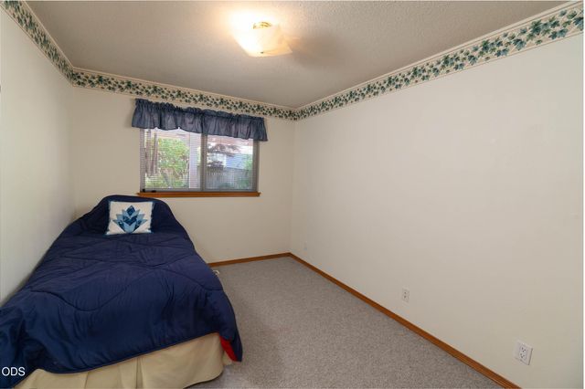 204 Miller Street, Molalla, OR 97038