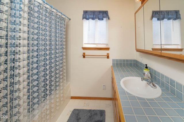 204 Miller Street, Molalla, OR 97038