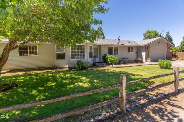 204 Miller Street, Molalla, OR 97038