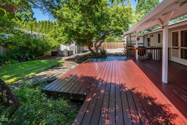 204 Miller Street, Molalla, OR 97038