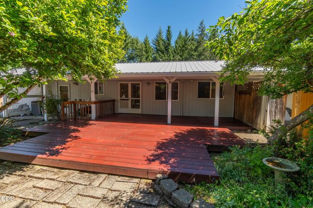 204 Miller Street, Molalla, OR 97038