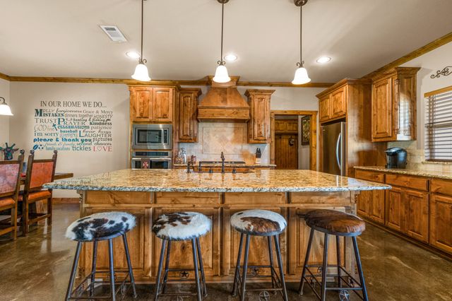 6231 Michael Road, Sanger, TX 76266