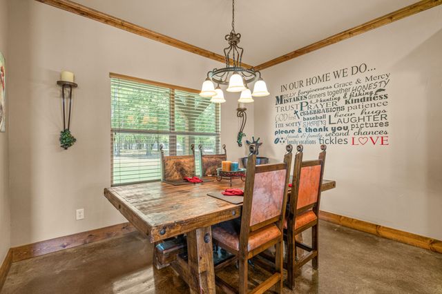 6231 Michael Road, Sanger, TX 76266