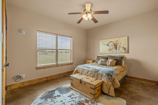 6231 Michael Road, Sanger, TX 76266