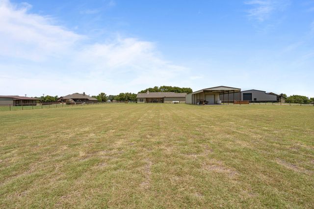 6231 Michael Road, Sanger, TX 76266