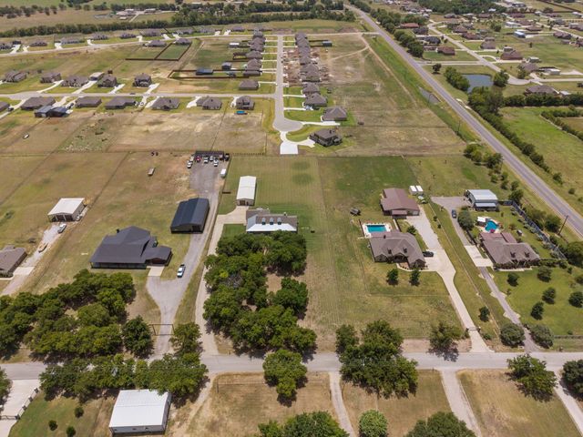 6231 Michael Road, Sanger, TX 76266