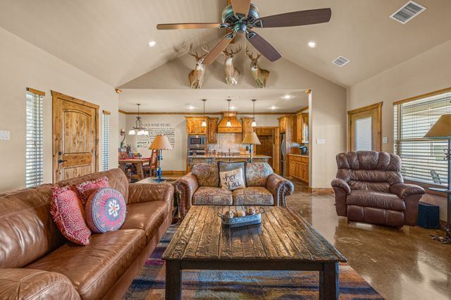 6231 Michael Road, Sanger, TX 76266