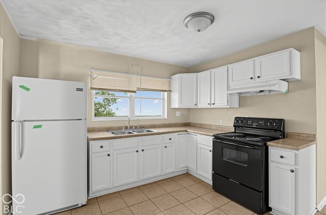3733 Ireland Drive, Indianapolis, IN 46235