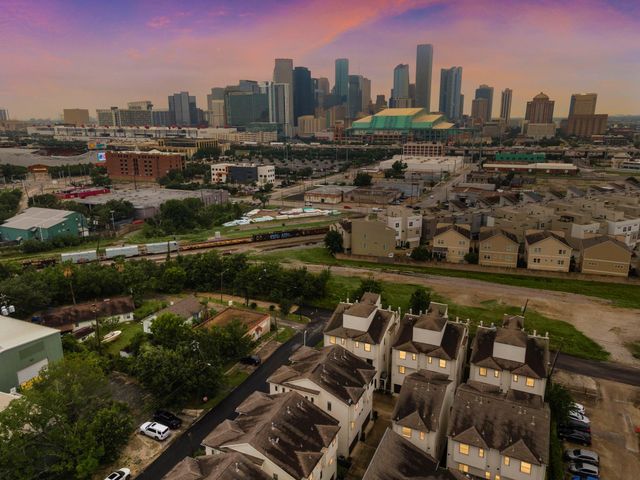 2509 Garrow Street B, Houston, TX 77003