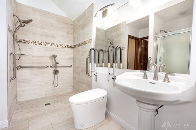 2565 Briggs Road, Dayton, OH 45459