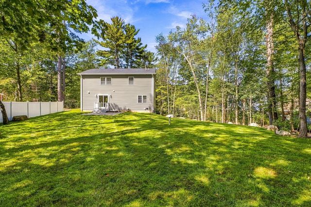 91 High, Upton, MA 01568