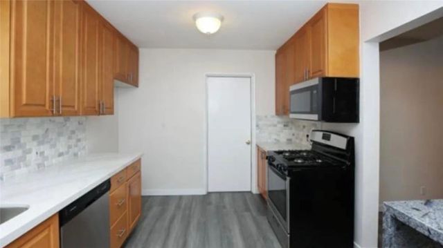 10920 Mather Avenue, Sunland, CA 91040