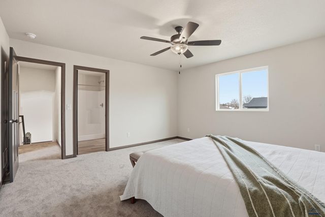 4012 MAGNUM RD, Rapid City, SD 57703