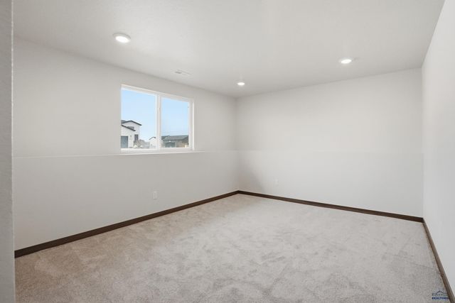 4012 MAGNUM RD, Rapid City, SD 57703