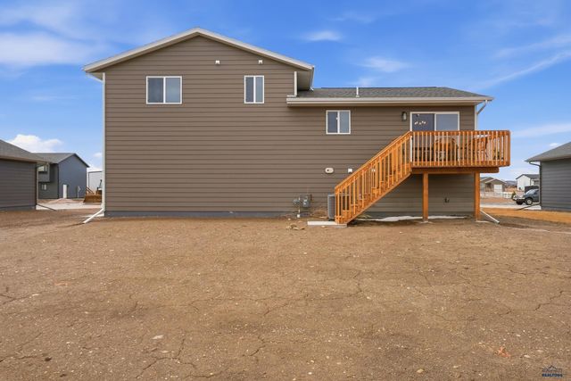 4012 MAGNUM RD, Rapid City, SD 57703