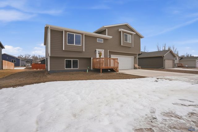 4012 MAGNUM RD, Rapid City, SD 57703