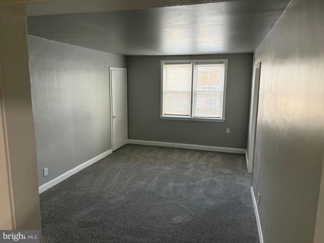 7243 HOLABIRD AVE, Dundalk, MD 21222