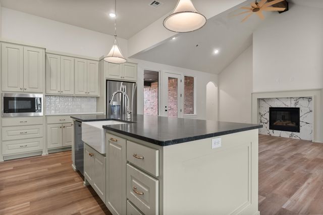 4417 Remington Avenue, Lubbock, TX 79407