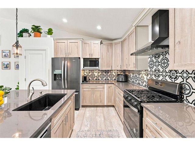 823 Van Gordon St, Golden, CO 80401