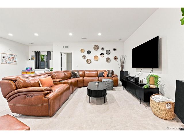 823 Van Gordon St, Golden, CO 80401