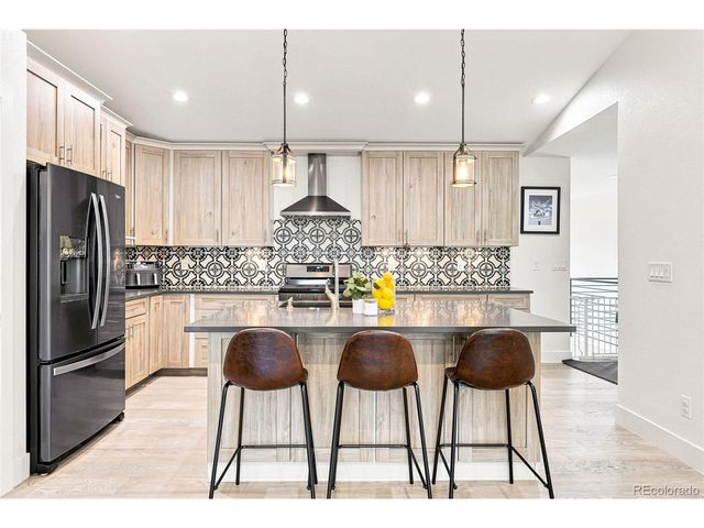 823 Van Gordon St, Golden, CO 80401