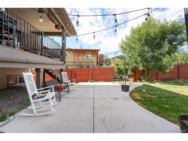 823 Van Gordon St, Golden, CO 80401