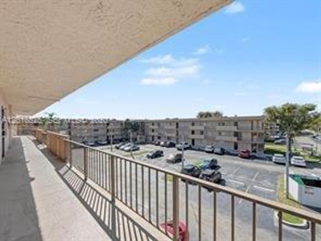 8401 SW 107th Ave 278E, Miami, FL 33173