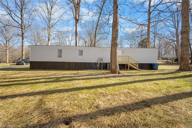 195 Sonora Drive, Advance, NC 27006