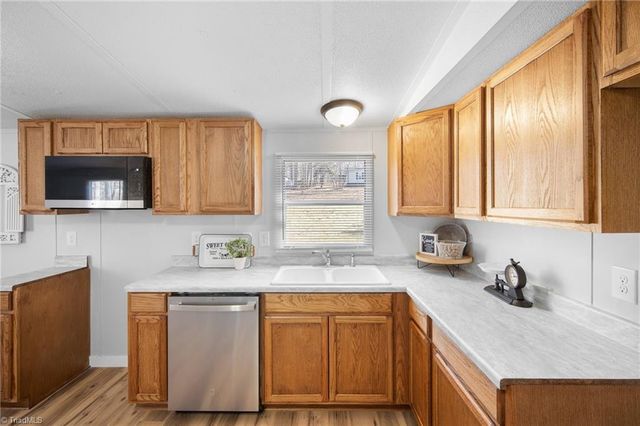 195 Sonora Drive, Advance, NC 27006