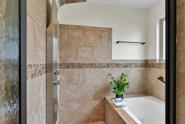 2763 N Woodridge Ct., Wichita, KS 67226