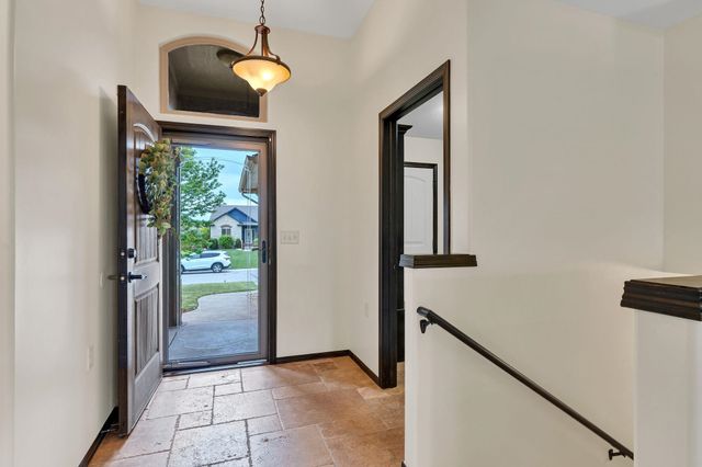 2763 N Woodridge Ct., Wichita, KS 67226