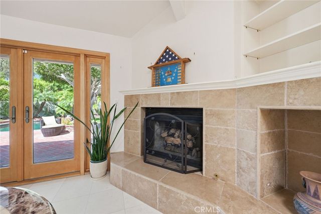 1633 Santiago, Newport Beach, CA 92660