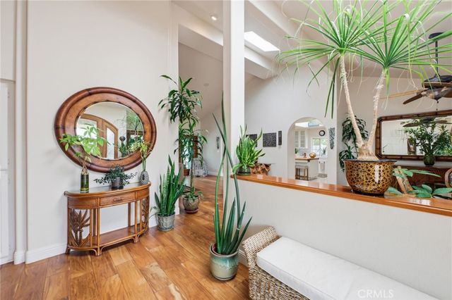1633 Santiago, Newport Beach, CA 92660