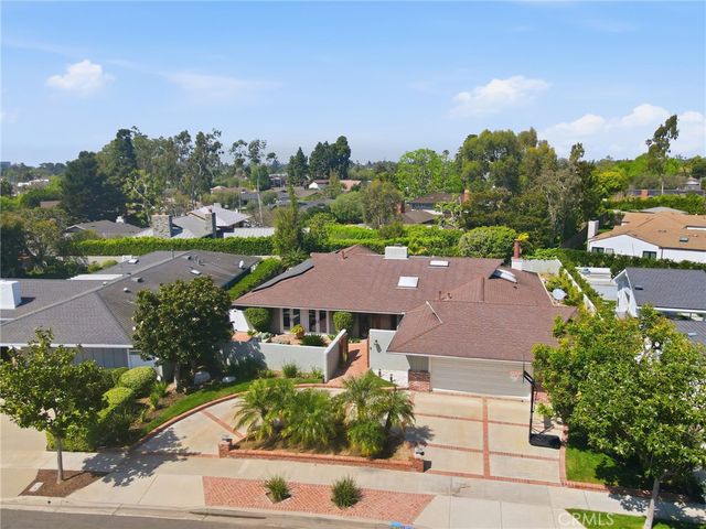 1633 Santiago, Newport Beach, CA 92660