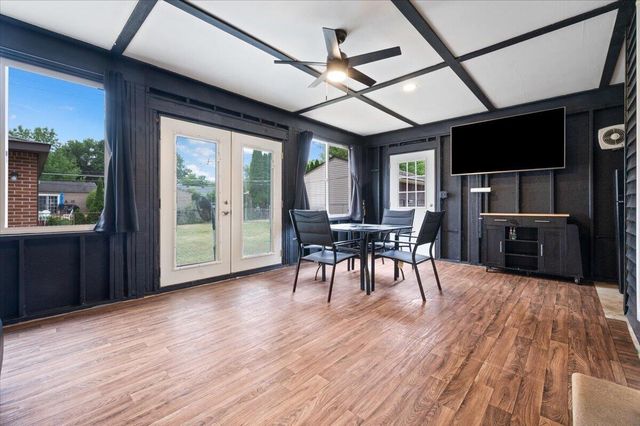 31733 Pembroke Street, Livonia City, MI 48152