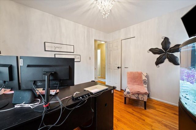 31733 Pembroke Street, Livonia City, MI 48152