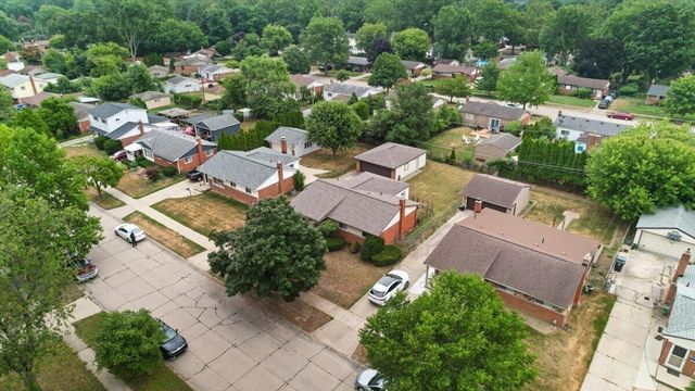 31733 Pembroke Street, Livonia City, MI 48152