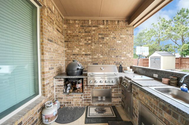14926 Dogwood View Lane, Cypress, TX 77429