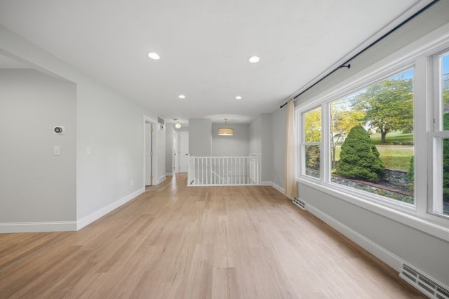 4 Richardson Road, Hudson, MA 01749