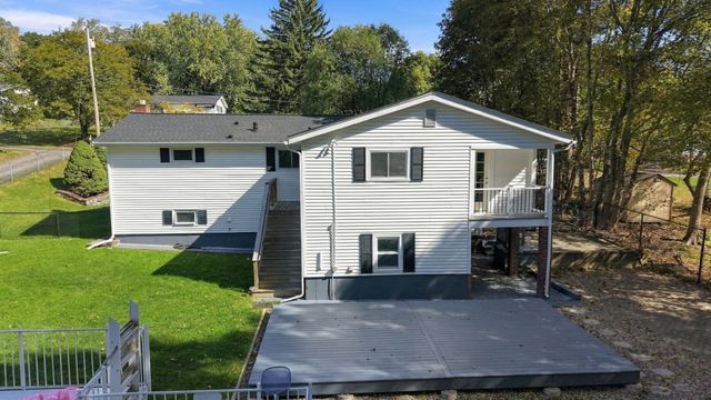 4 Richardson Road, Hudson, MA 01749